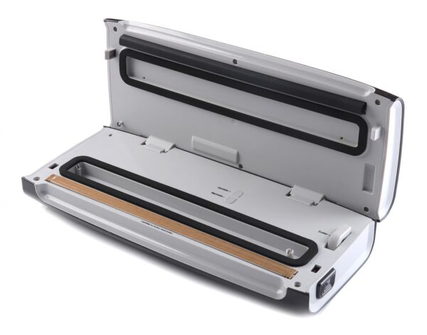 APARAT DE VIDAT HEINNER HAV-140WH, Putere 140W, Vidare uscata/umeda, Furtun pentru caserole, Cutter incorporat, Capacitate vidare: 7-8L/min, Alb - imagine 2